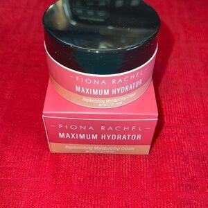 Fiona Rachel moisturizing cream new
